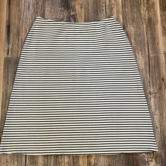 J. Crew Dresses & Skirts - J. Crew Black & White Striped Skirt - Size S